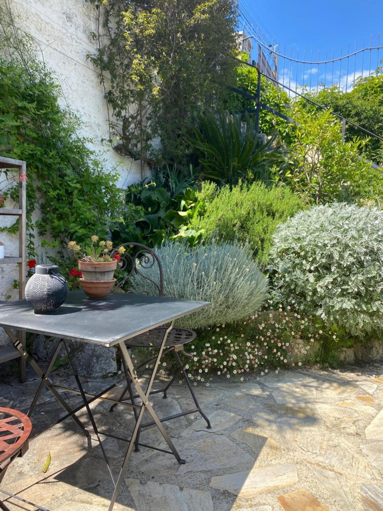 Petite Indépendante Avec Sdb, Clim Et Parking Privé Séjour chez l'habitant